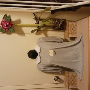 Misia cotton top with ruffle collar and puffysleeves sz. M colors white grey